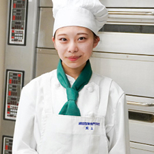 織田製菓専門学校_人気カフェに内定した卒業生
