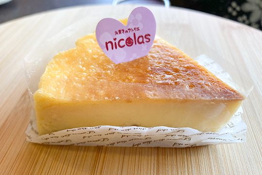織田製菓専門学校の製菓コース卒業生のお店ニコラの濃いチーズ
