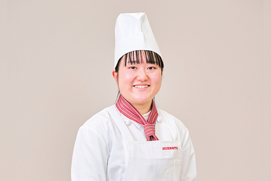 織田製菓専門学校内定者小泉さん